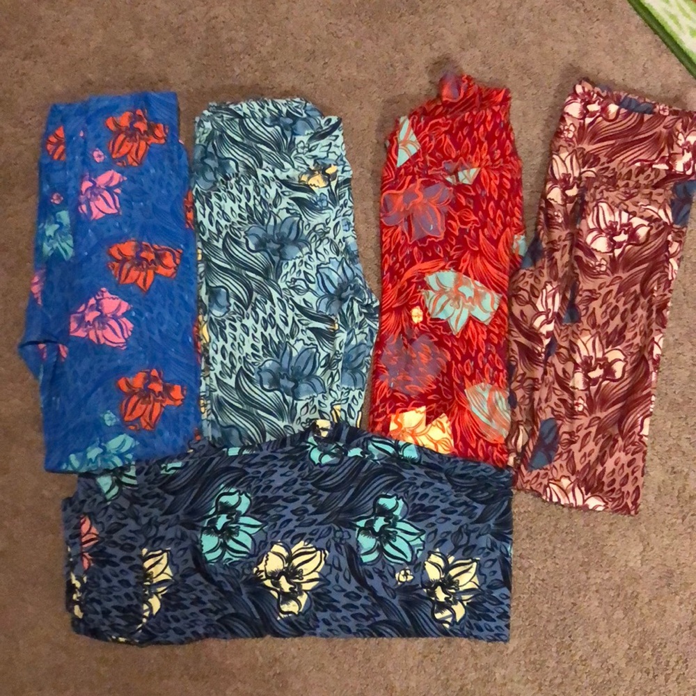 Set of 5 matching LulaRoe leggings
